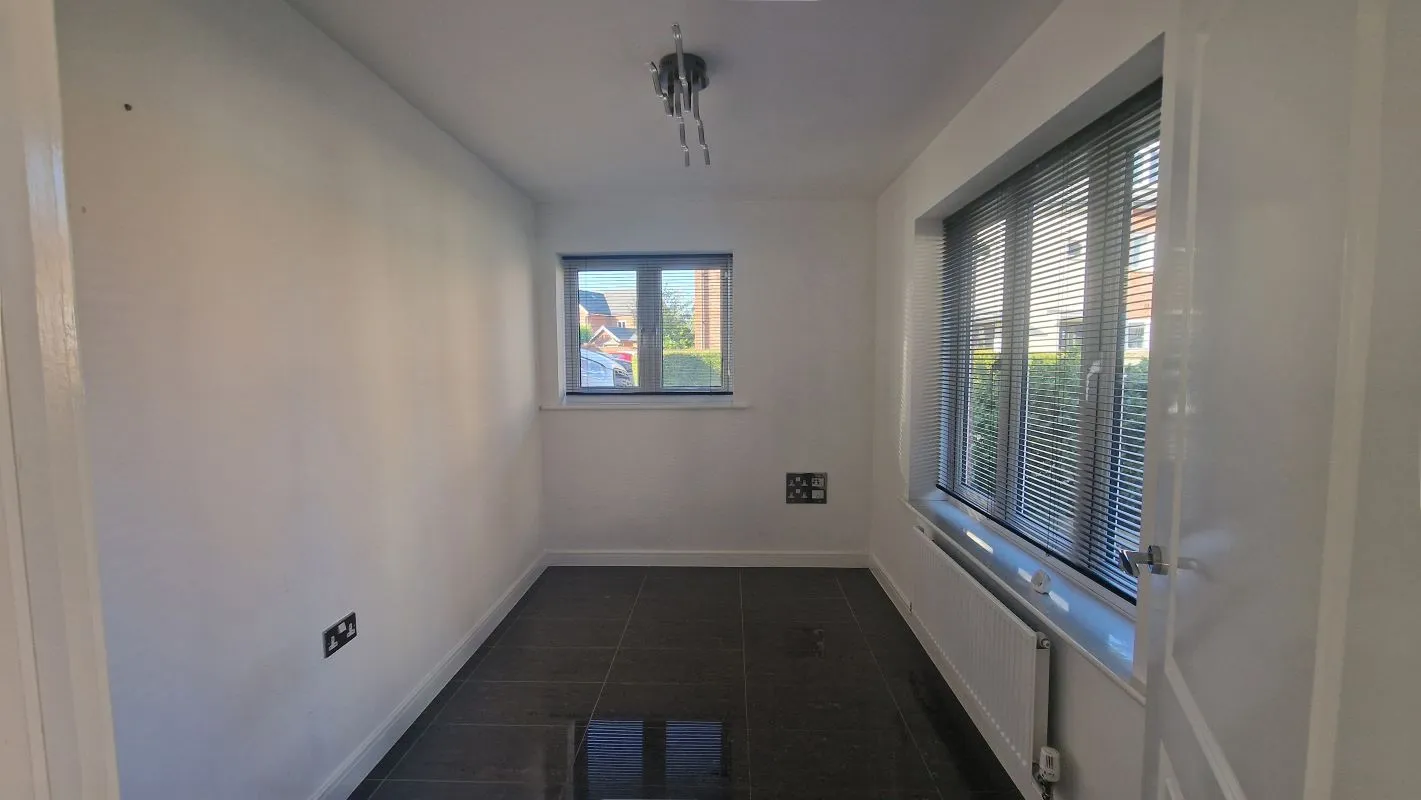 Basingstoke, Hampshire, RG23 7FY - Online Auctions