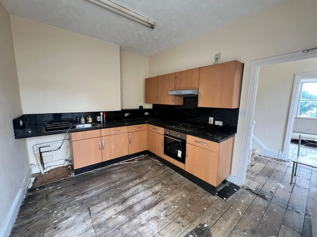 Keyham, Plymouth, Devon, PL2 2BE - Online Auctions
