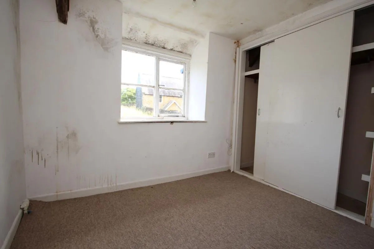 Beaminster, Dorset, DT8 3DZ - Online Auctions