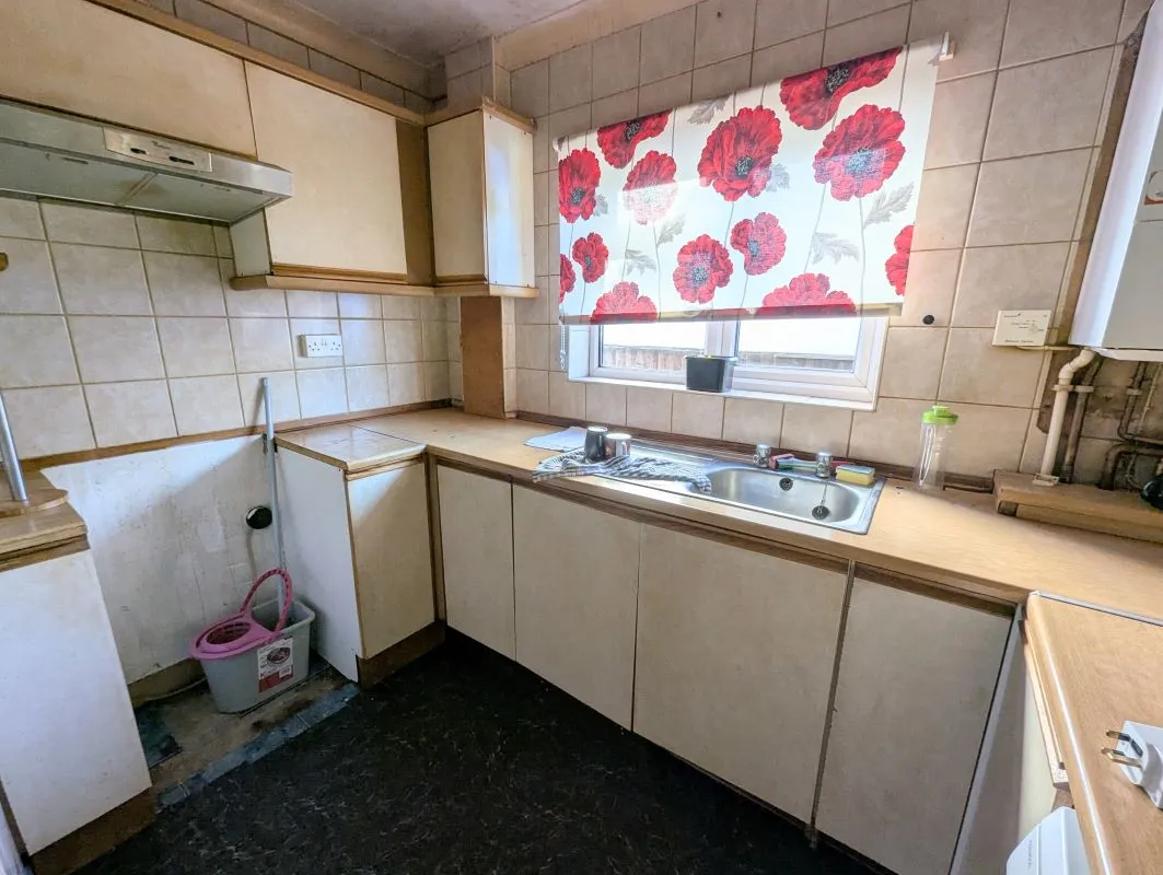 Lydney, Gloucestershire, GL15 5QJ - Online Auctions