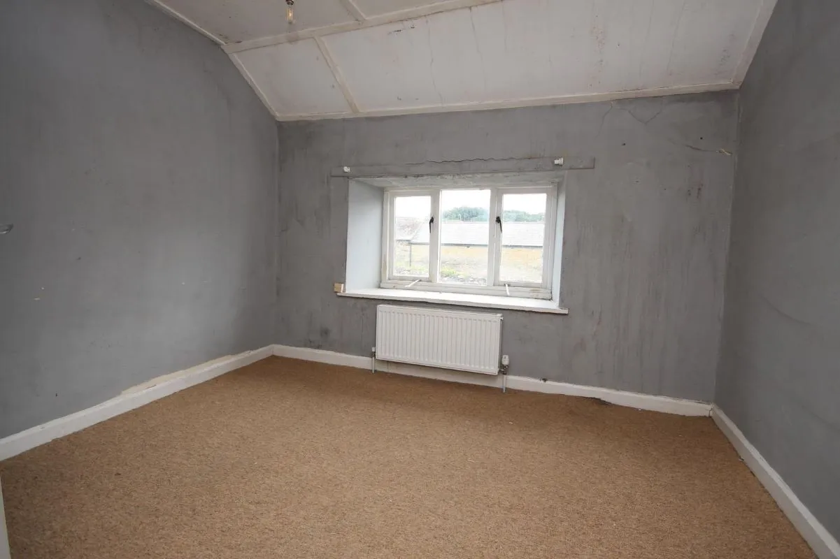 Beaminster, Dorset, DT8 3DZ - Online Auctions