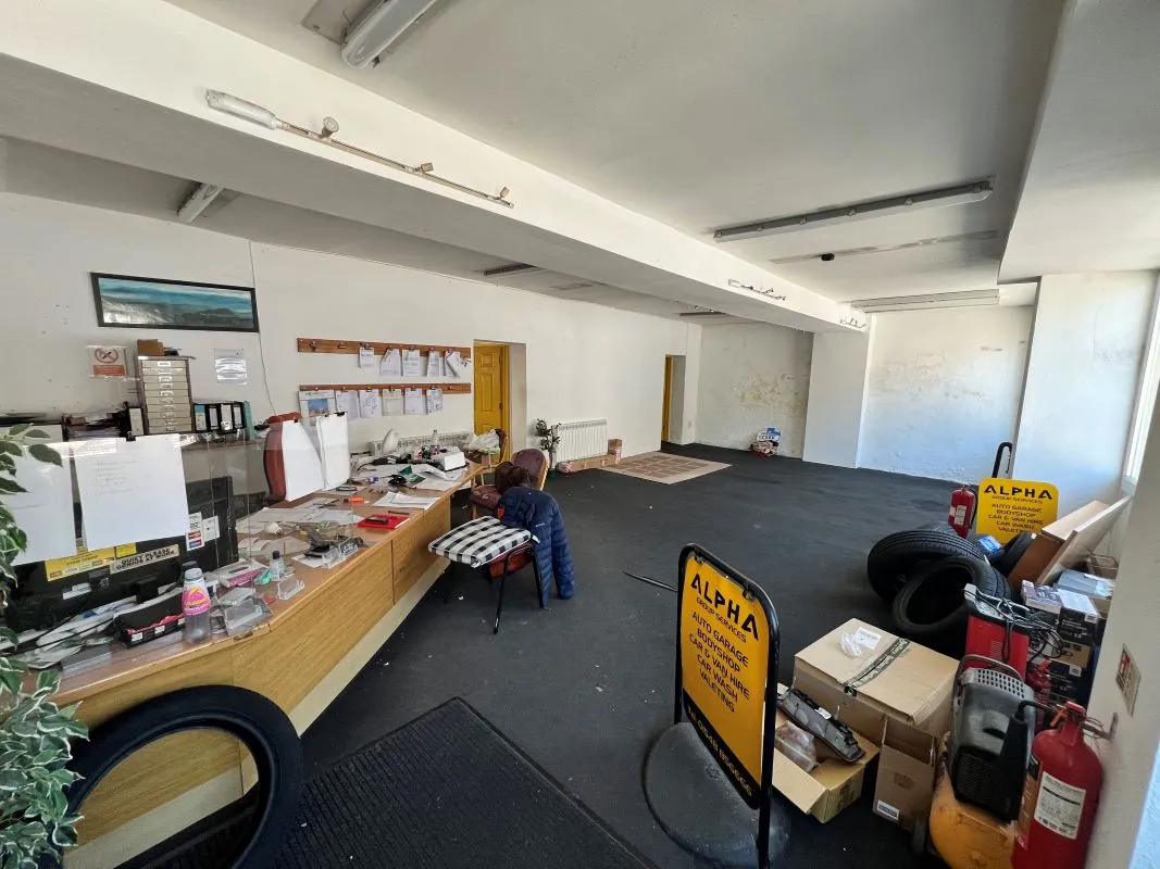 Kingsbridge, Devon, TQ7 1EF - Online Auctions