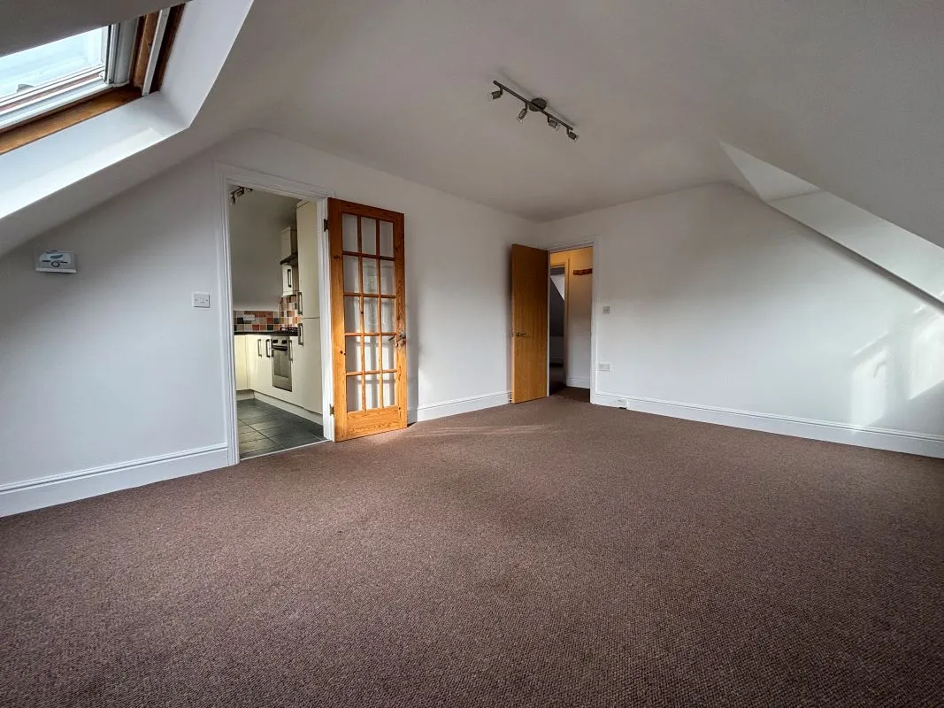 17 Milton Road, Bournemouth, Dorset, BH8 8LP - Online Auctions