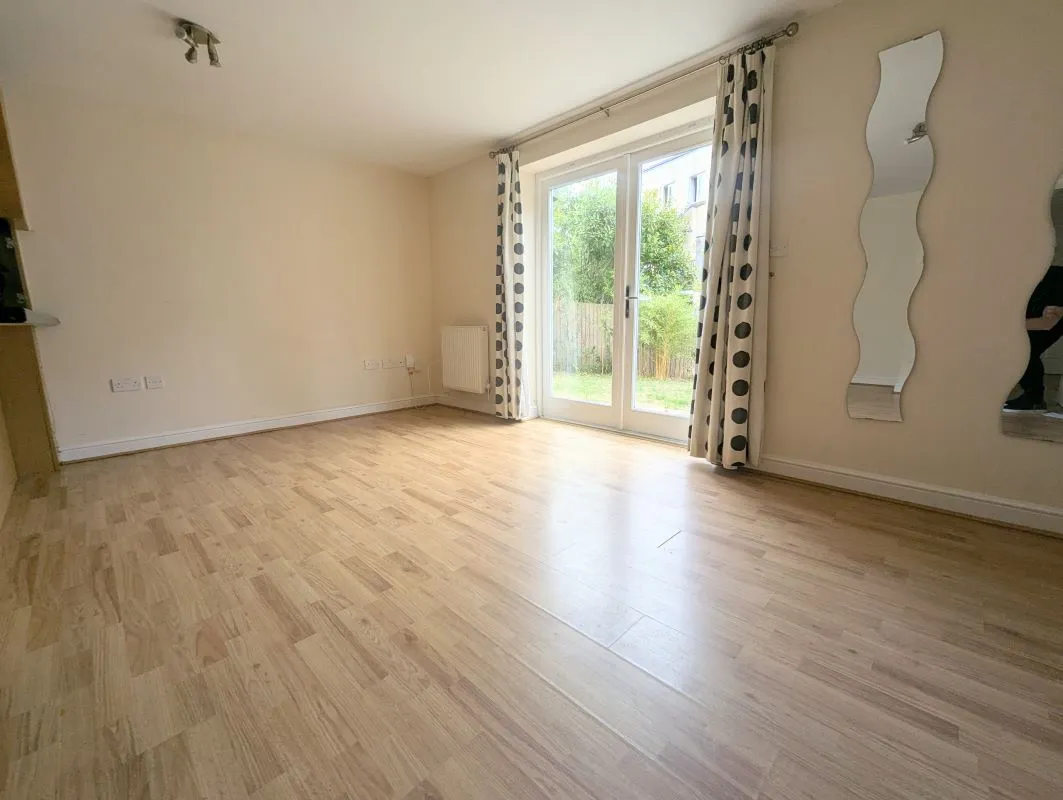 Bristol, Avon, BS10 6TD - Online Auctions