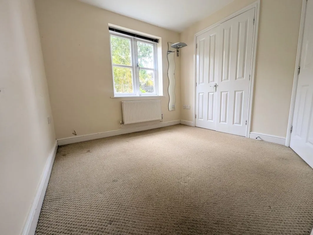 Bristol, Avon, BS10 6TD - Online Auctions