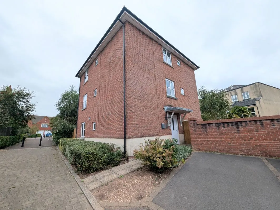 Bristol, Avon, BS10 6TD - Online Auctions