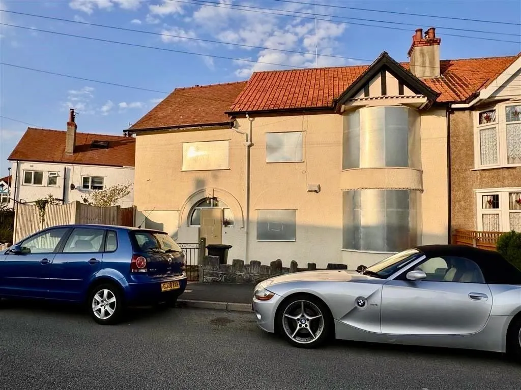 Rhos on Sea, Colwyn Bay, Clwyd, LL28 4RH - Online Auctions
