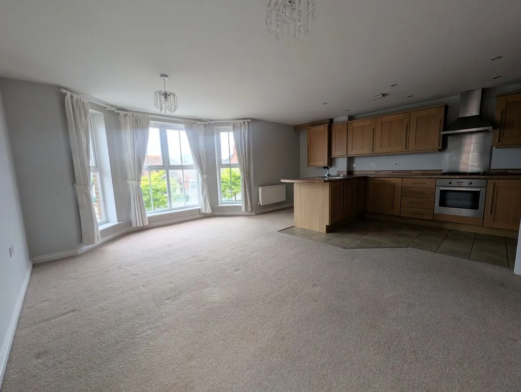 644 Dorchester Road, Weymouth, Dorset, DT3 5FL - Online Auctions