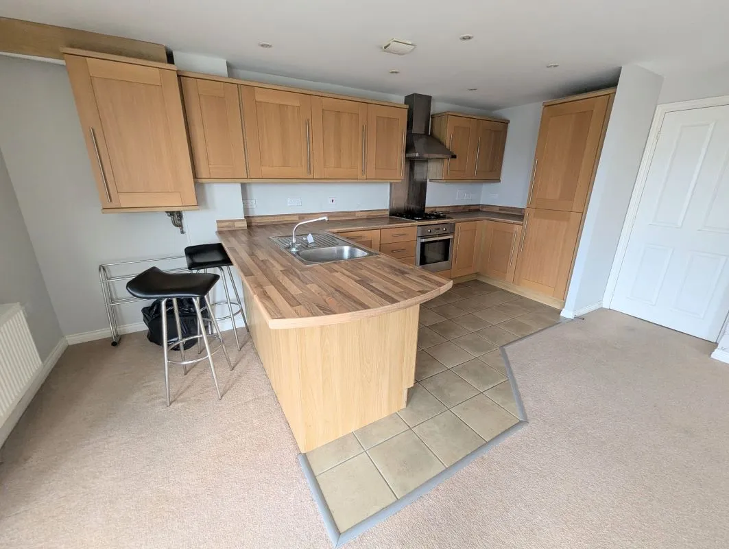 644 Dorchester Road, Weymouth, Dorset, DT3 5FL - Online Auctions