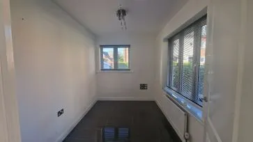 Property for Auction in South West - 68 The Coach Road, Basingstoke, Berkshire RG23 7FY