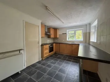 Property for Auction in South West - Flat 10, Dorset Court, 36 Branksome Wood Road, Bournemouth, Dorset BH4 9LA