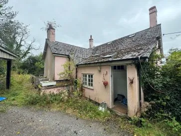 Property for Auction in South West - Orchard Hill, Bampton, Tiverton, Devon EX16 9HJ