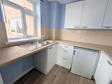 Property for Auction in South West - 32 Cedar Court, Grove Park Road, Weston-Super-Mare, North Somerset BS23 2LB