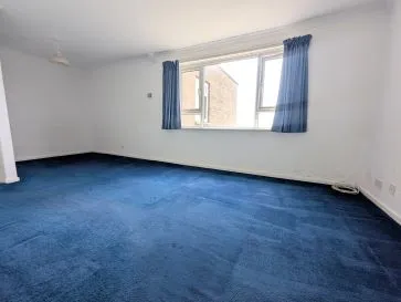 Property for Auction in South West - 32 Cedar Court, Grove Park Road, Weston-Super-Mare, North Somerset BS23 2LB