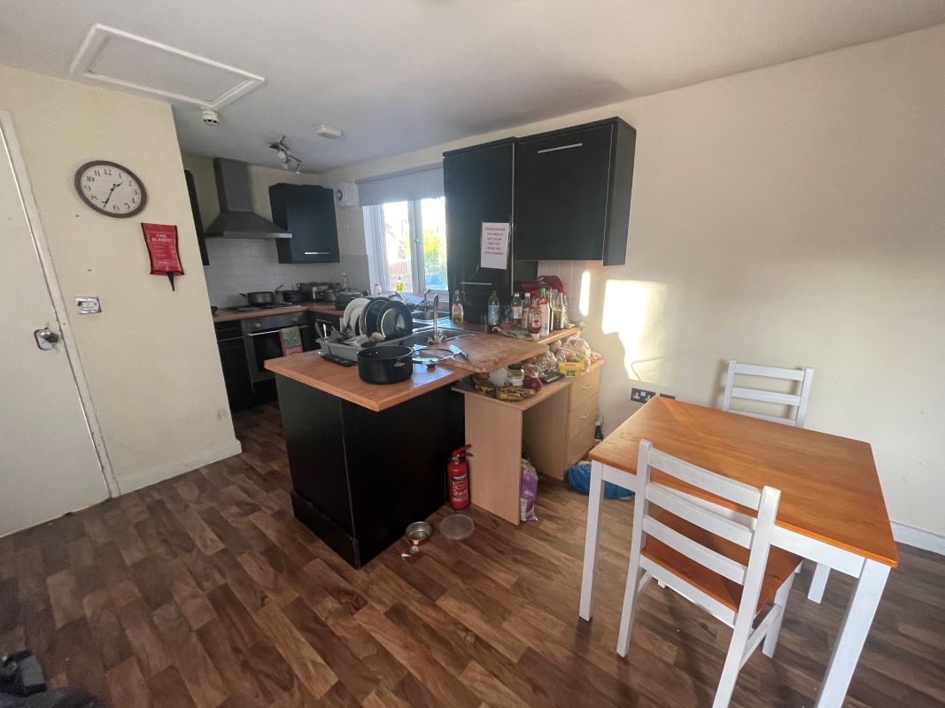 200 Norfolk Park Road, Sheffield, South Yorkshire, S2 2UA - Online Auctions