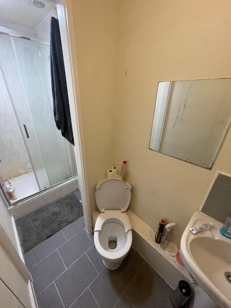 200 Norfolk Park Road, Sheffield, South Yorkshire, S2 2UA - Online Auctions