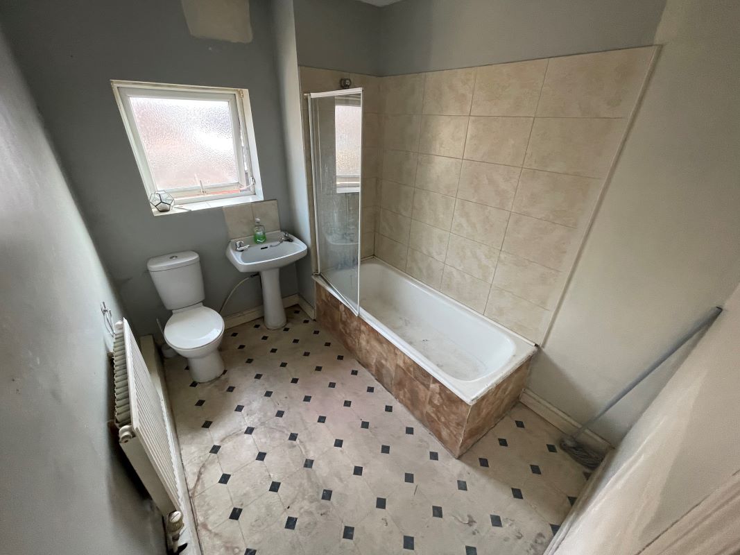 Doncaster, South Yorkshire, DN4 0AX - Online Auctions