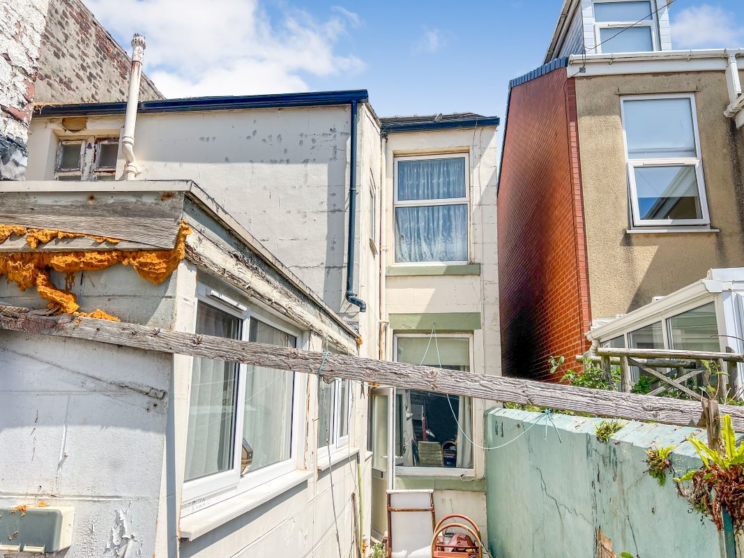 Blackpool, Lancashire, FY1 2BP - Online Auctions
