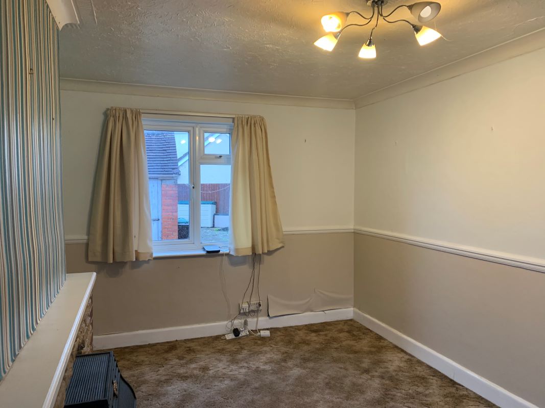 Gillingham, Dorset, SP8 4BQ - Online Auctions