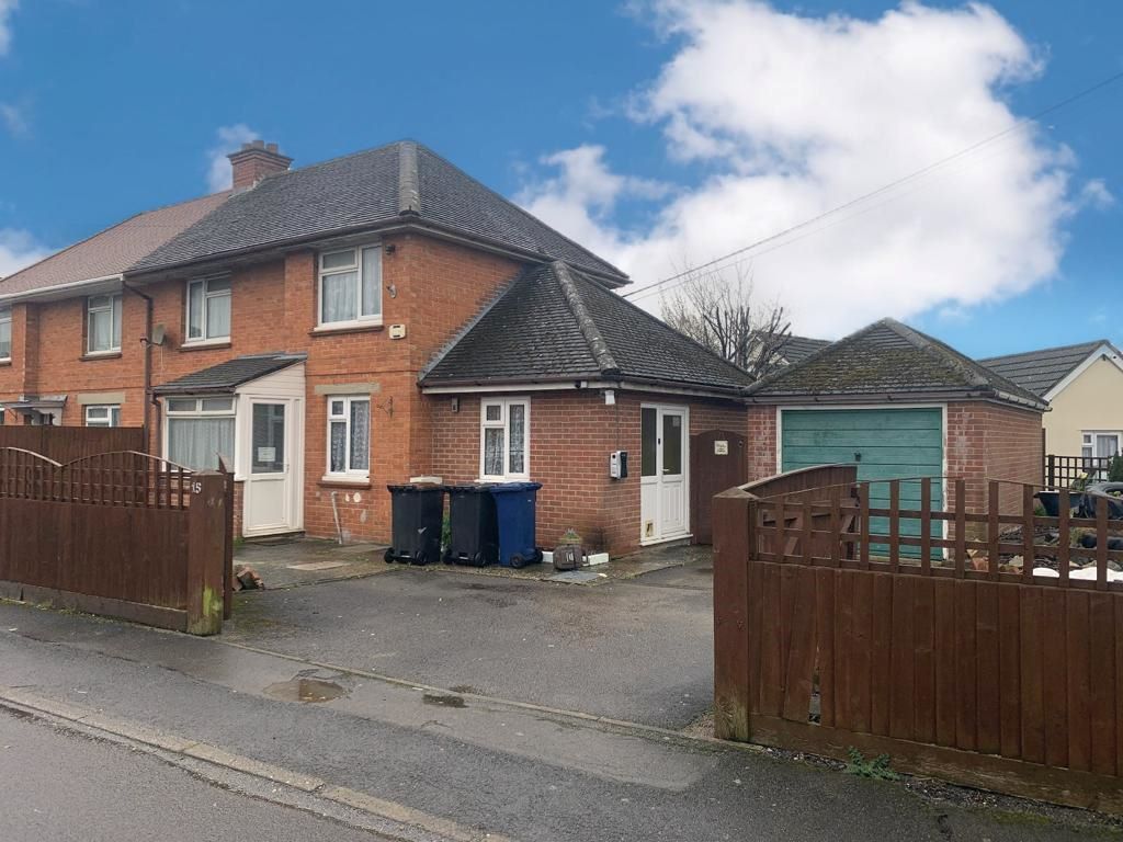 Gillingham, Dorset, SP8 4BQ - Online Auctions