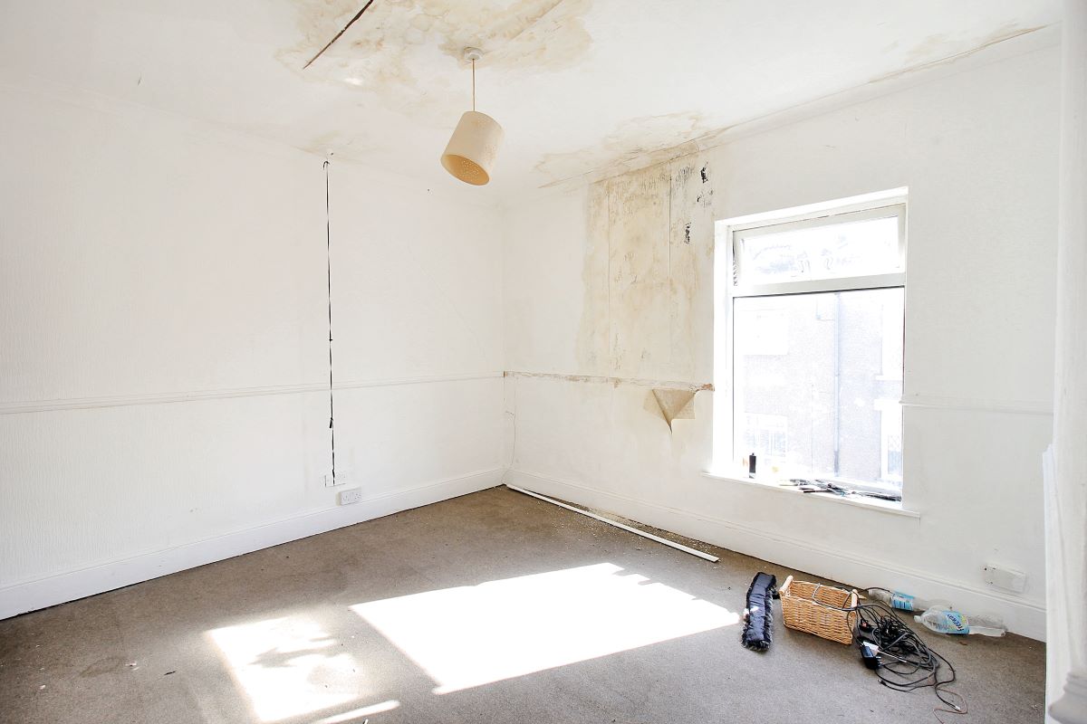 Grimsby, South Humberside, DN32 8BG - Online Auctions