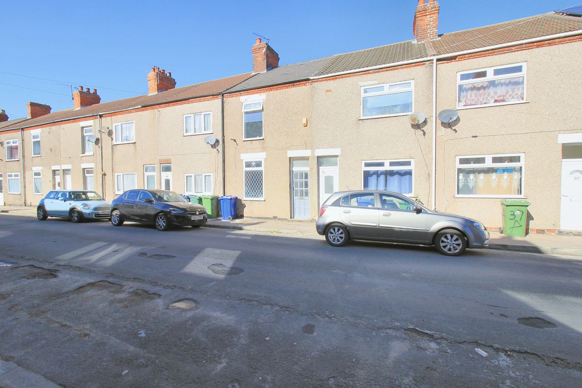 Grimsby, South Humberside, DN32 8BG - Online Auctions