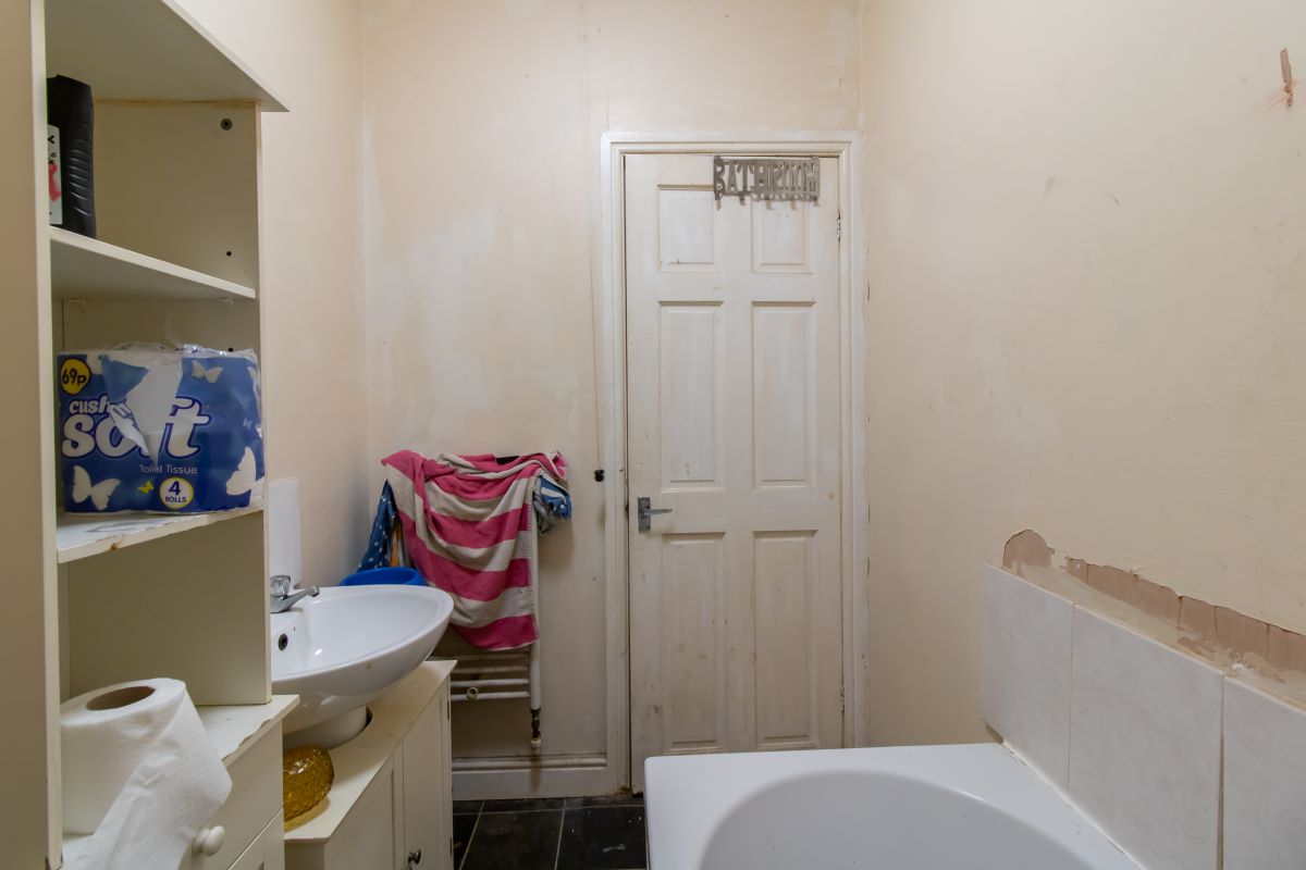 Bishop Auckland, County Durham, DL14 7BD - Online Auctions