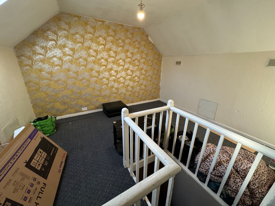 Goldthorpe, Rotherham, South Yorkshire, S63 9HW - Online Auctions