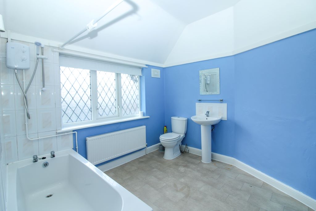 Woodlands, Doncaster, South Yorkshire, DN6 7NP - Online Auctions