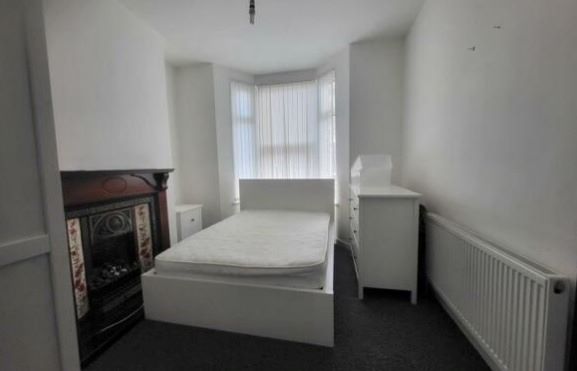 Liverpool, Merseyside, L4 4DW - Online Auctions