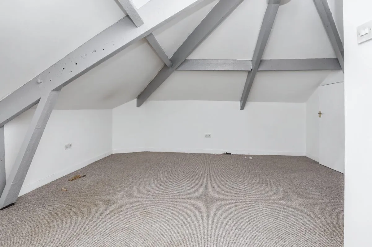 6 Forest Road, Southport, Merseyside, PR8 6ST - Online Auctions