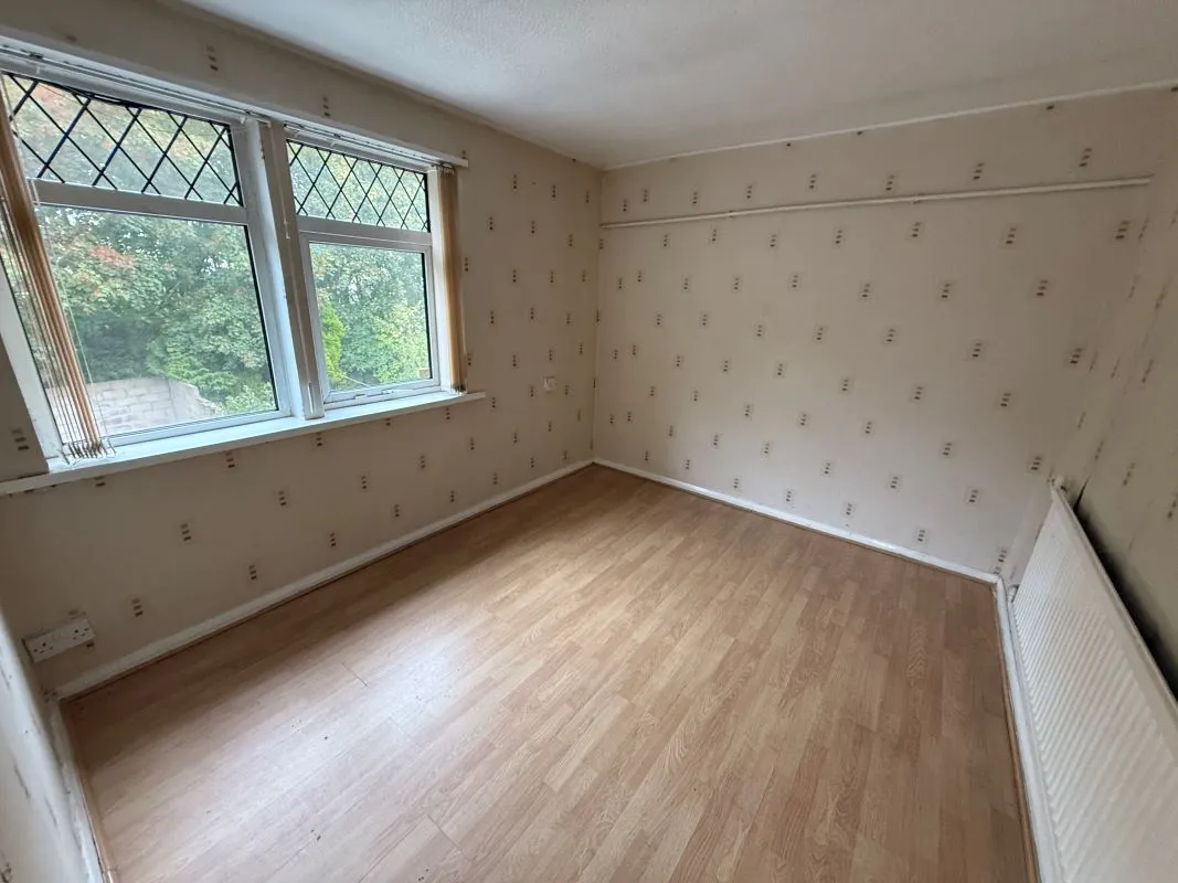 Holmewood, Chesterfield, Derbyshire, S42 5TP - Online Auctions