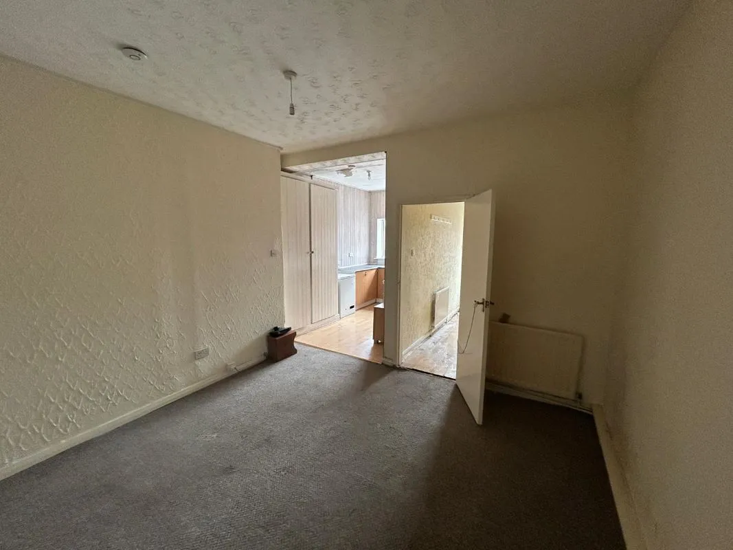 Cudworth, Barnsley, South Yorkshire, S72 8JZ - Online Auctions
