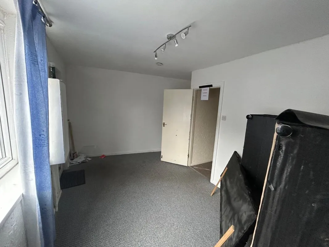 Cudworth, Barnsley, South Yorkshire, S72 8JZ - Online Auctions