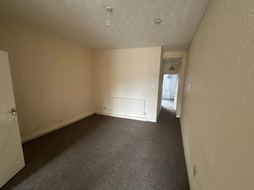 Cudworth, Barnsley, South Yorkshire, S72 8JZ - Online Auctions