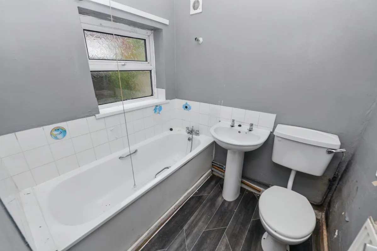 Birmingham, West Midlands, B8 3JX - Online Auctions