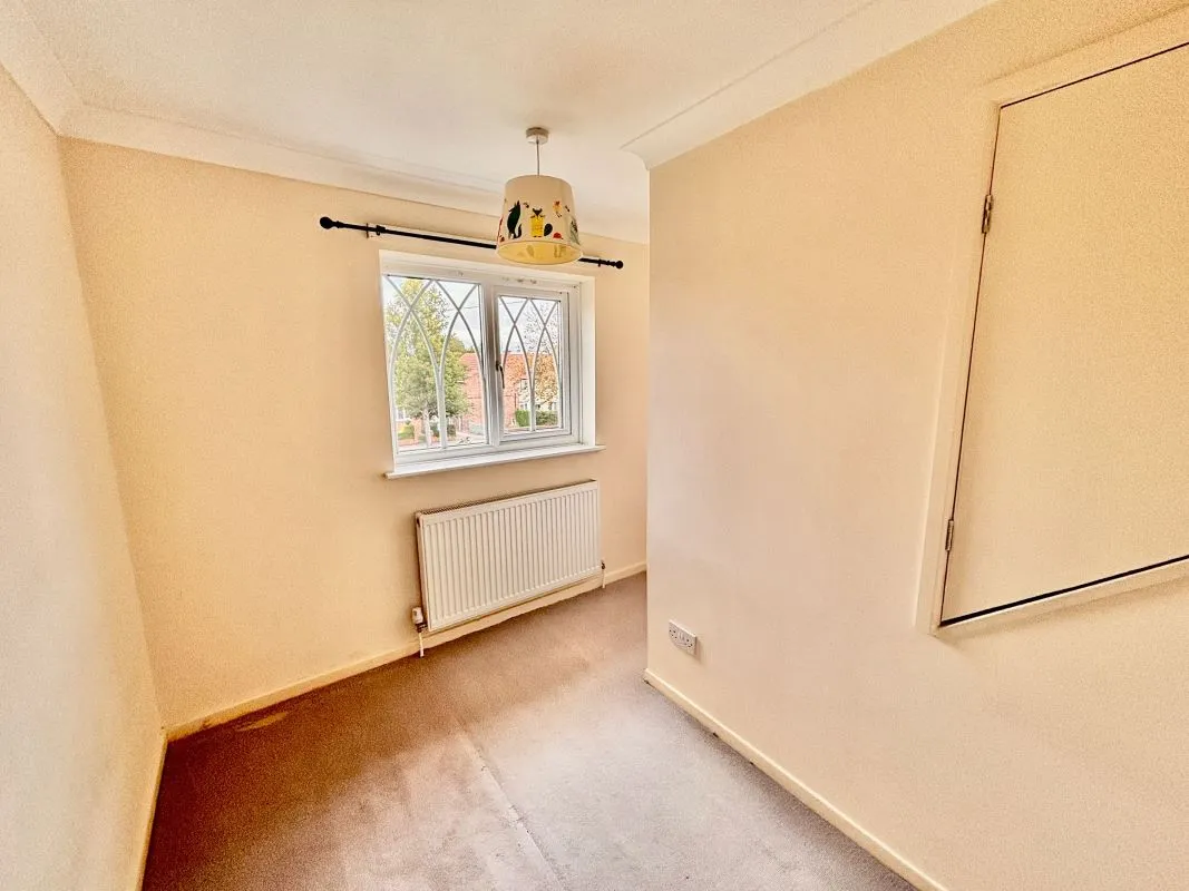 Edlington, Doncaster, South Yorkshire, DN12 1EJ - Online Auctions