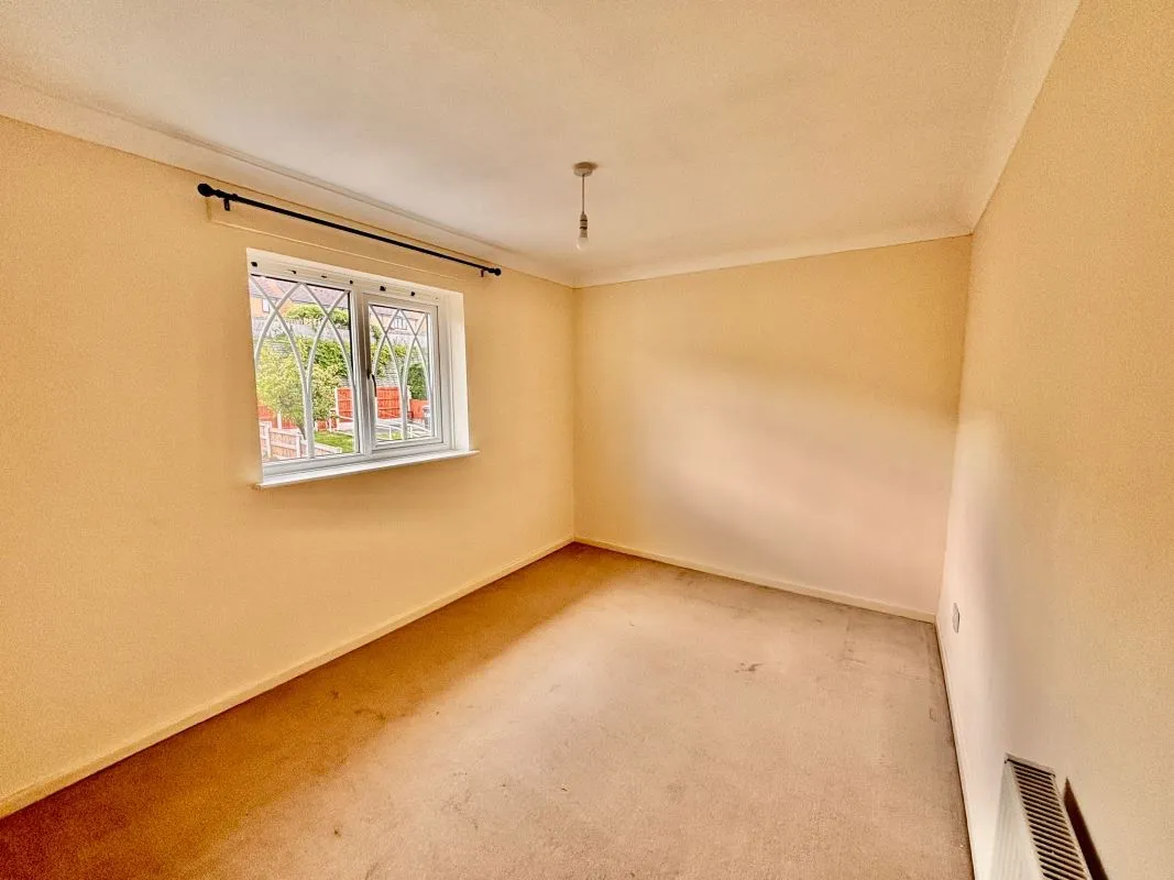 Edlington, Doncaster, South Yorkshire, DN12 1EJ - Online Auctions