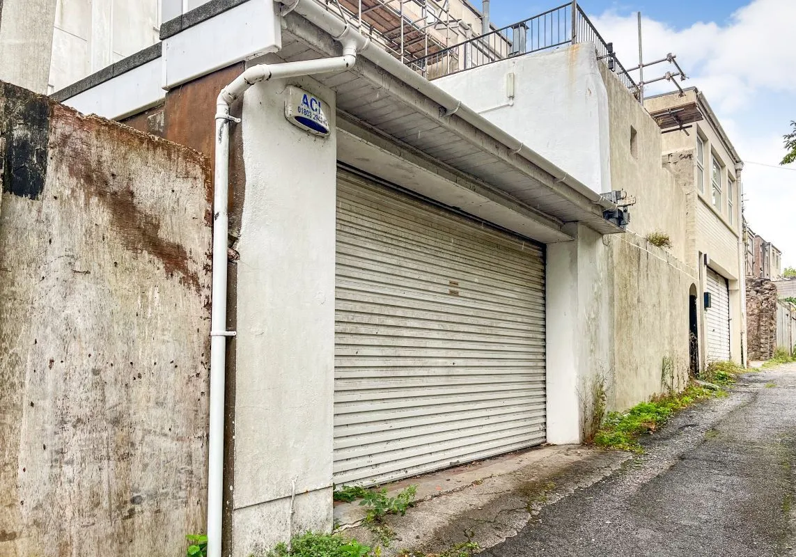 179 Union Street, Torquay, Devon, TQ1 4BY - Online Auctions