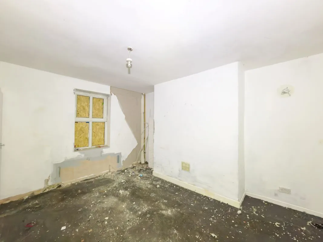 Peterlee, County Durham, SR8 3RZ - Online Auctions