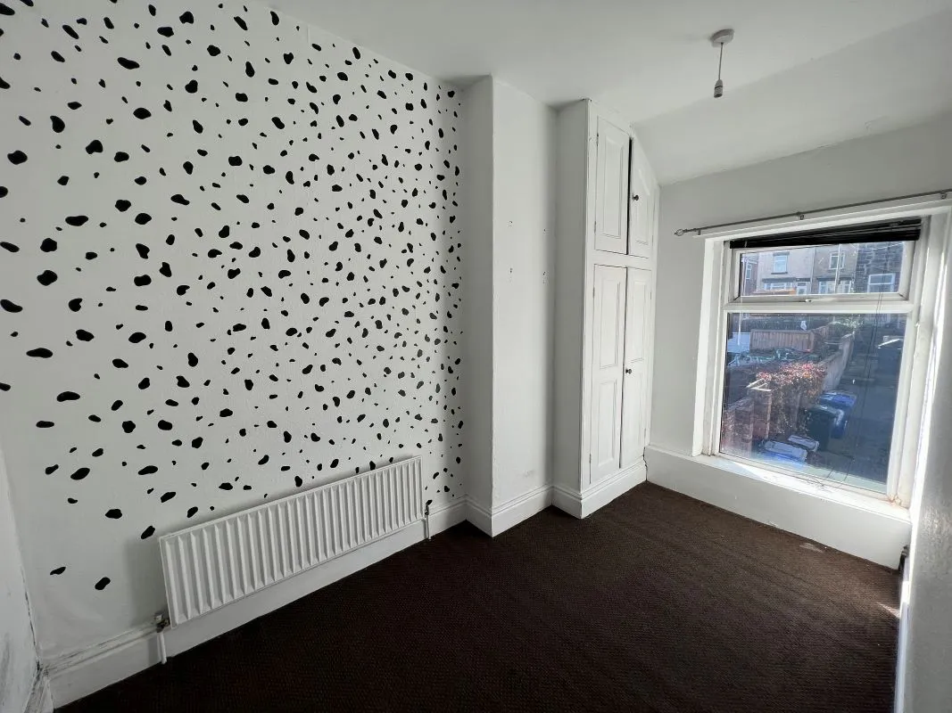 Wombwell, Barnsley, South Yorkshire, S73 8HJ - Online Auctions