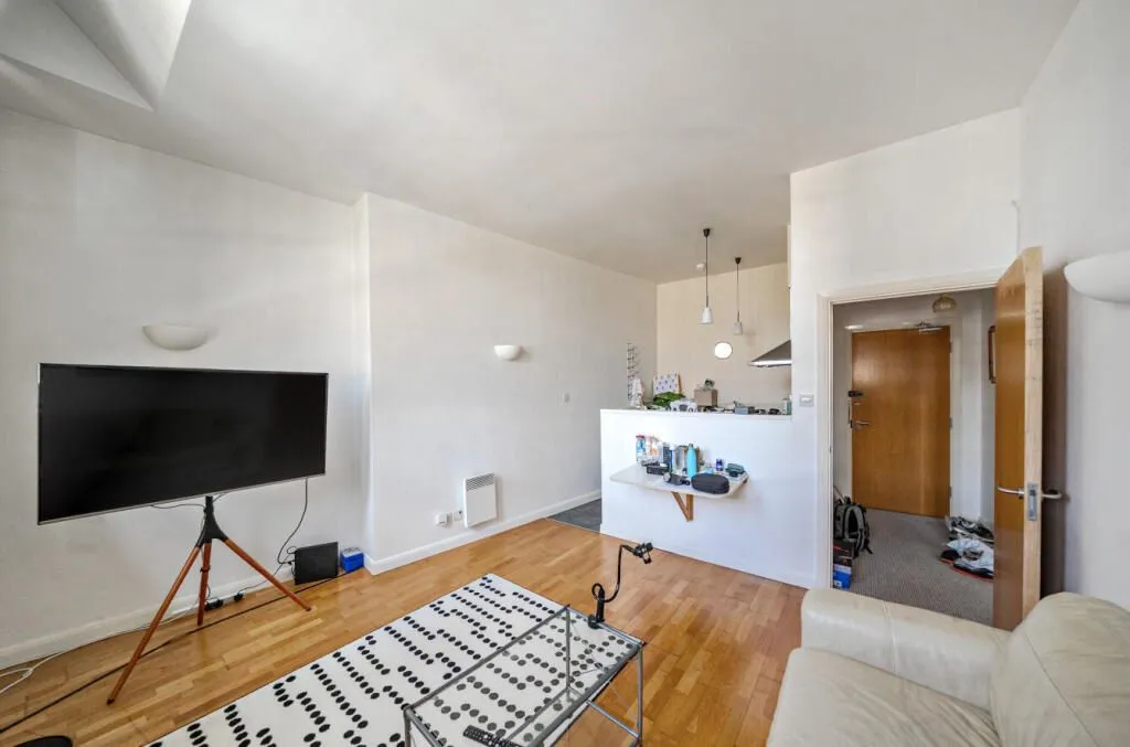 Lowgate, Hull, North Humberside, HU1 1AA - Online Auctions