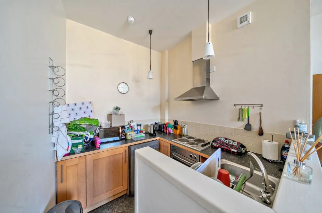 Lowgate, Hull, North Humberside, HU1 1AA - Online Auctions