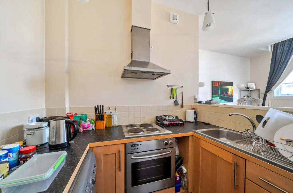 Lowgate, Hull, North Humberside, HU1 1AA - Online Auctions