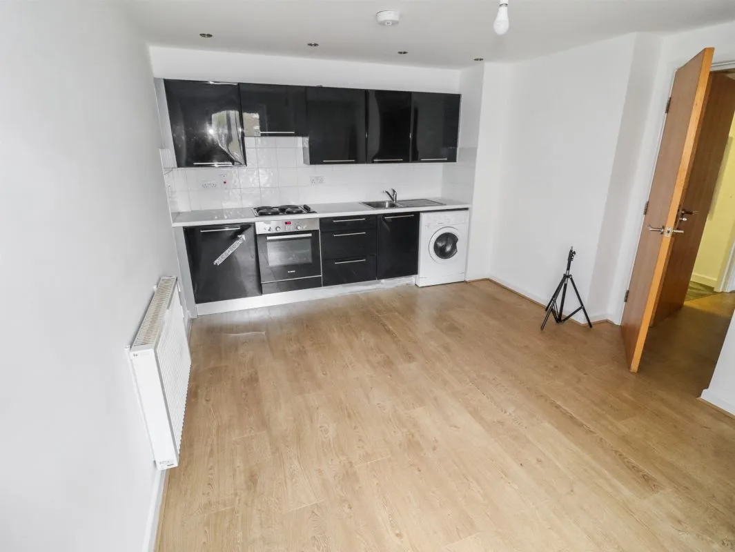 7 Stone Street, Bradford, West Yorkshire, BD1 4QL - Online Auctions