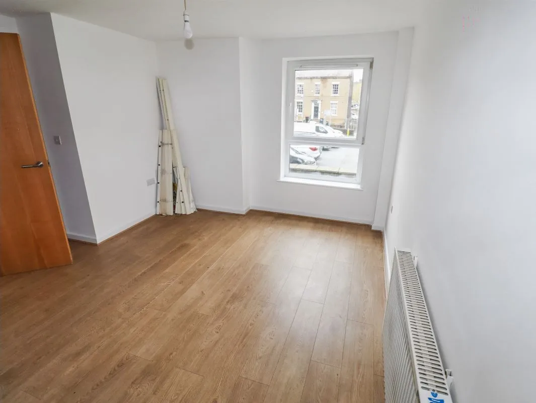 7 Stone Street, Bradford, West Yorkshire, BD1 4QL - Online Auctions