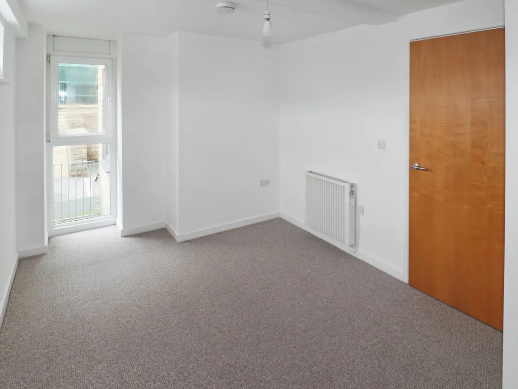 7 Stone Street, Bradford, West Yorkshire, BD1 4QL - Online Auctions