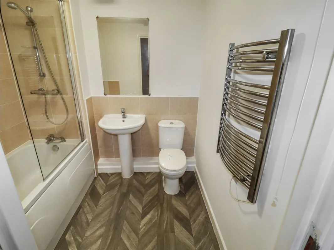 7 Stone Street, Bradford, West Yorkshire, BD1 4QL - Online Auctions