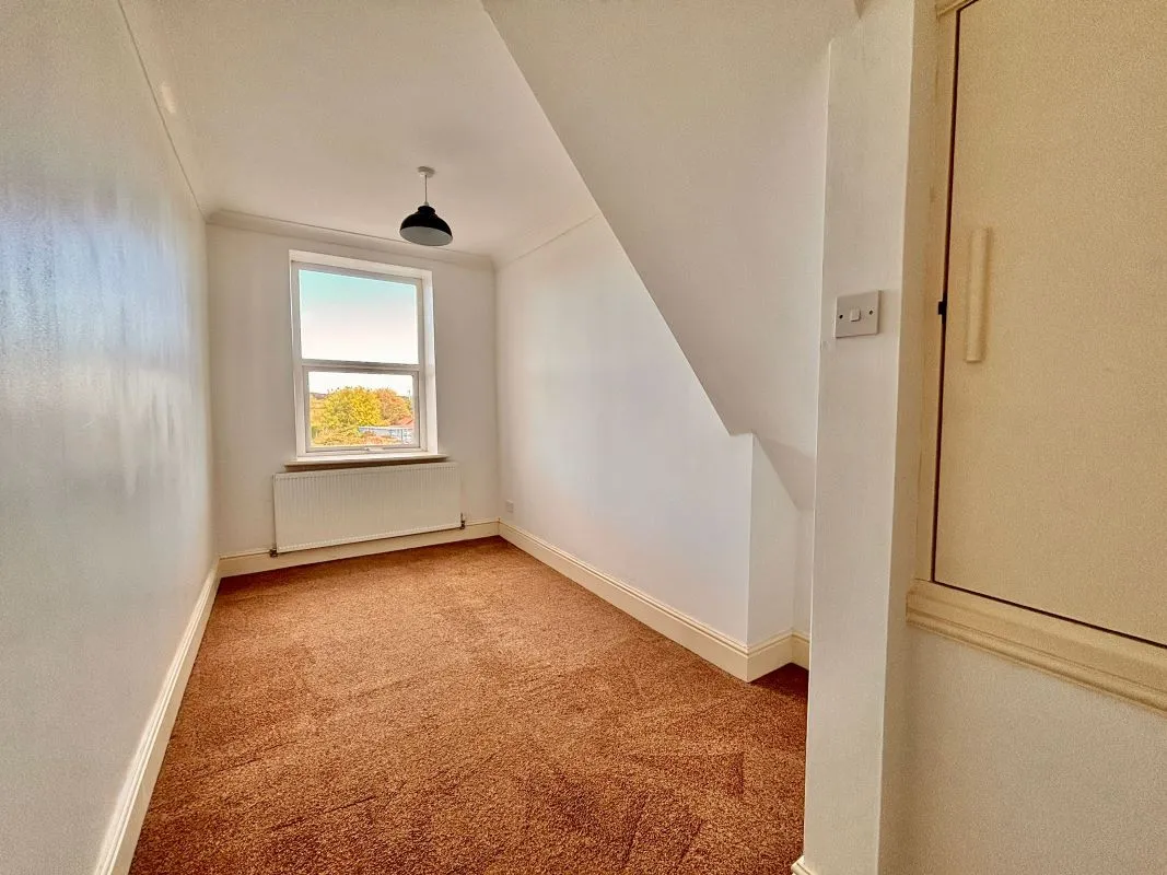 Great Houghton, Barnsley, South Yorkshire, S72 0AS - Online Auctions