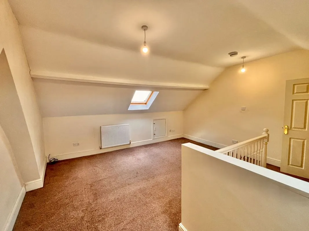 Great Houghton, Barnsley, South Yorkshire, S72 0AS - Online Auctions